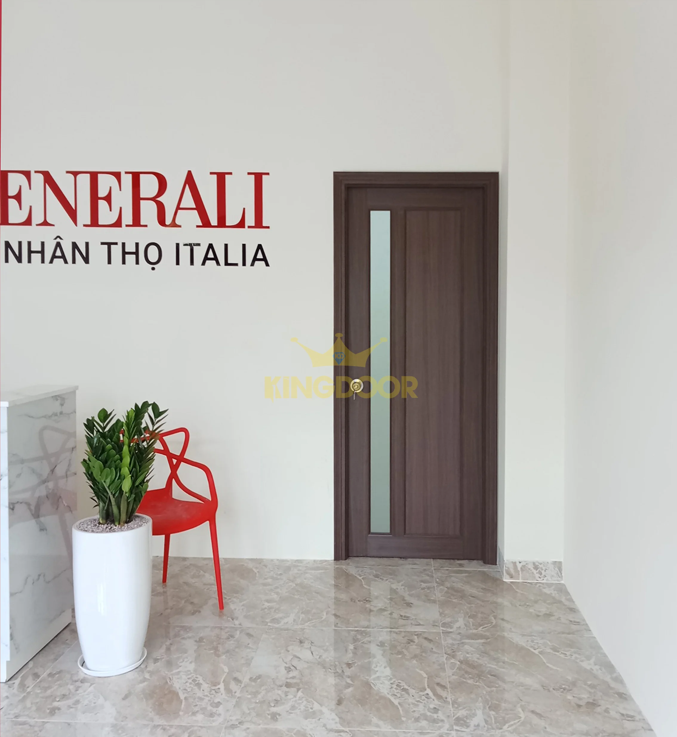 cua-nhua-gia-go-Dai-loan