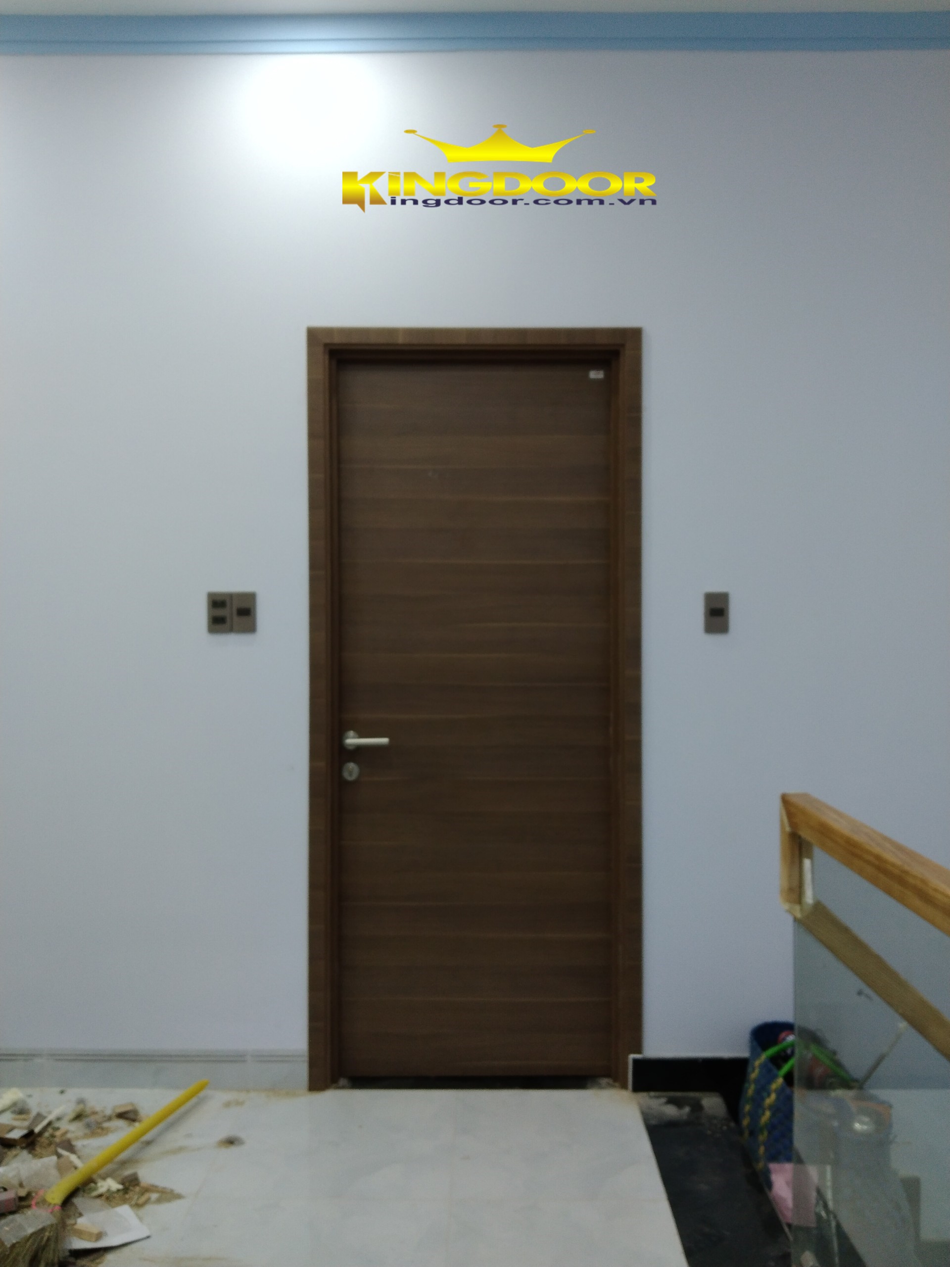 mẫu cửa gỗ phòng ngủ MDF