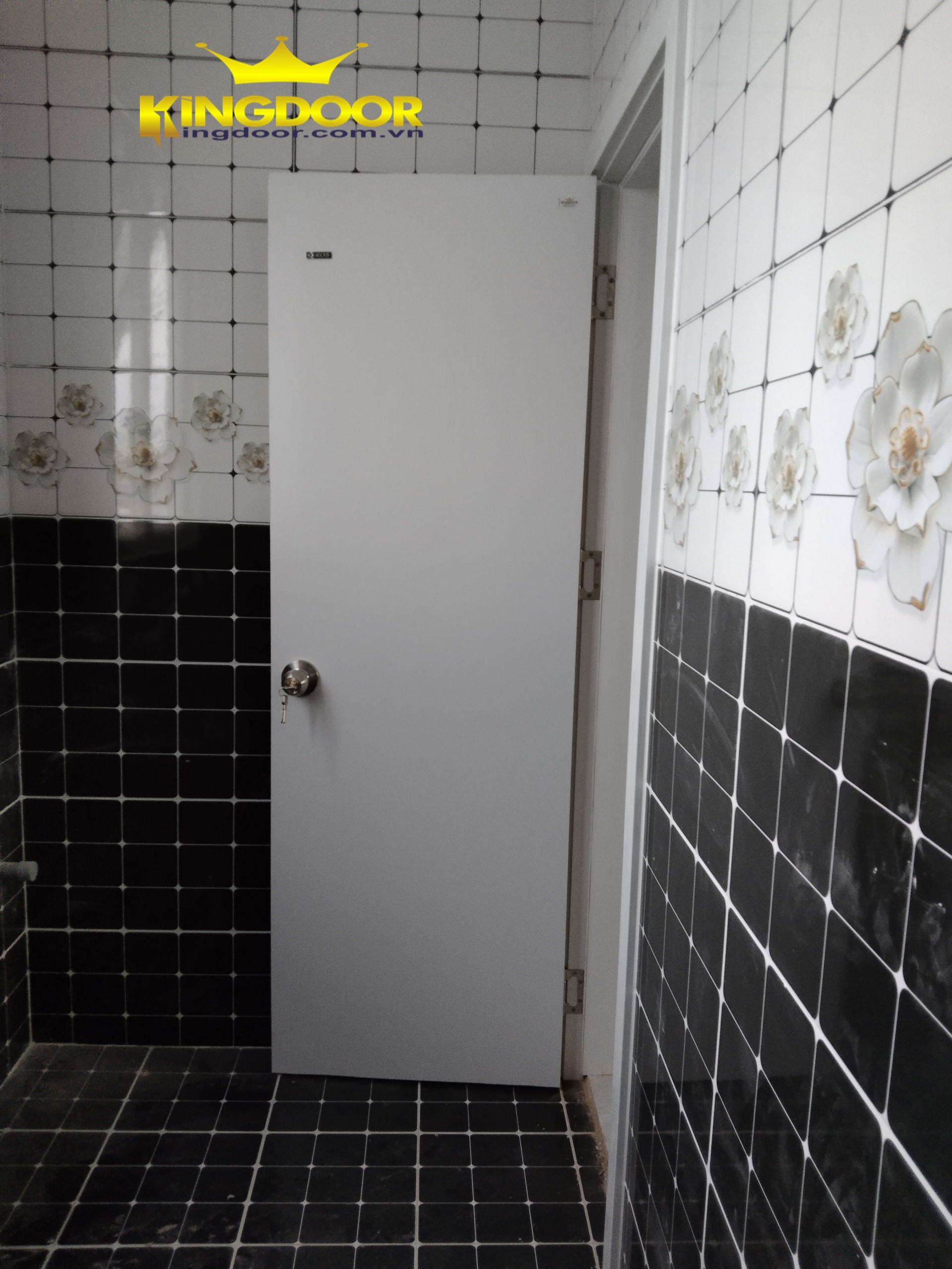 Cửa nhựa ABS tại Thủ Thiêm