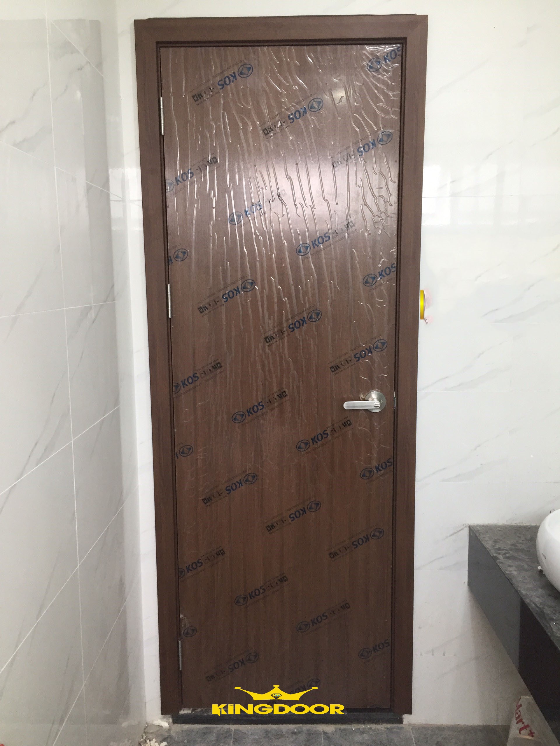 Cửa nhựa abs tại Châu Phú