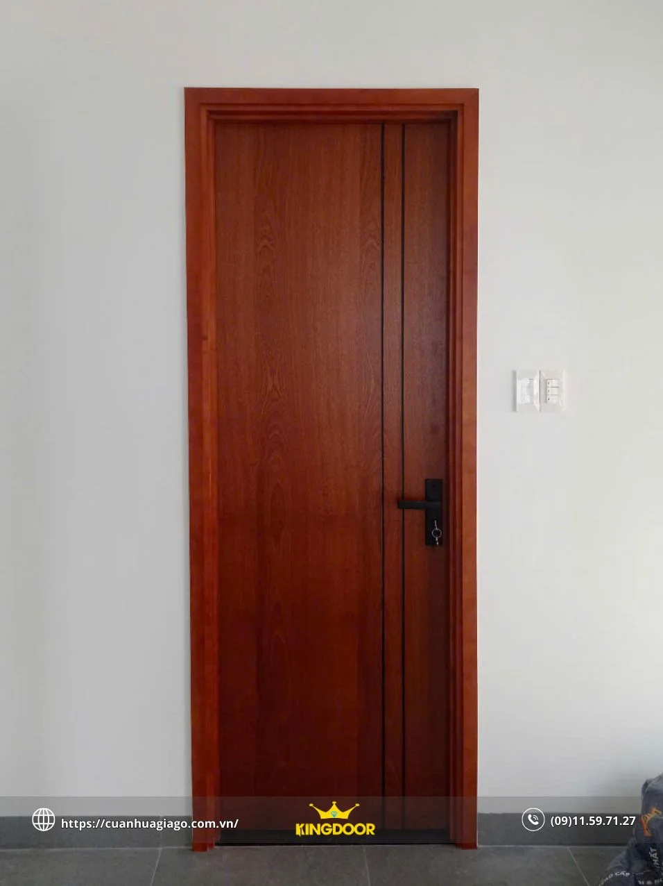 cua-go-mdf-veneer-tai-binh-chanh
