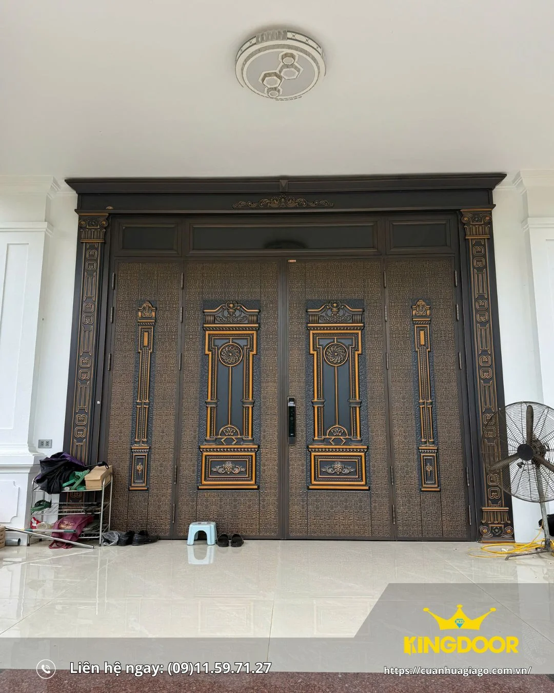 cua-thep-classic-4-canh
