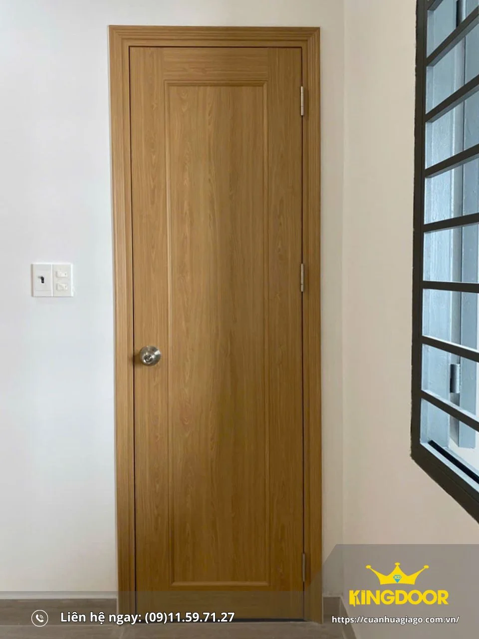 cua-nhua-gia-go-khac-phuc-diem-yeu-cua-go