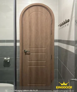 cua-vom-composite-dung-nha-ve-sinh